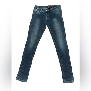 Women’s Skinny Jeans